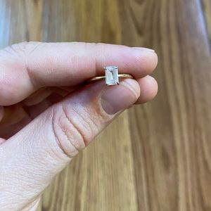 Sapphire ring, 14kt size 4 1/2